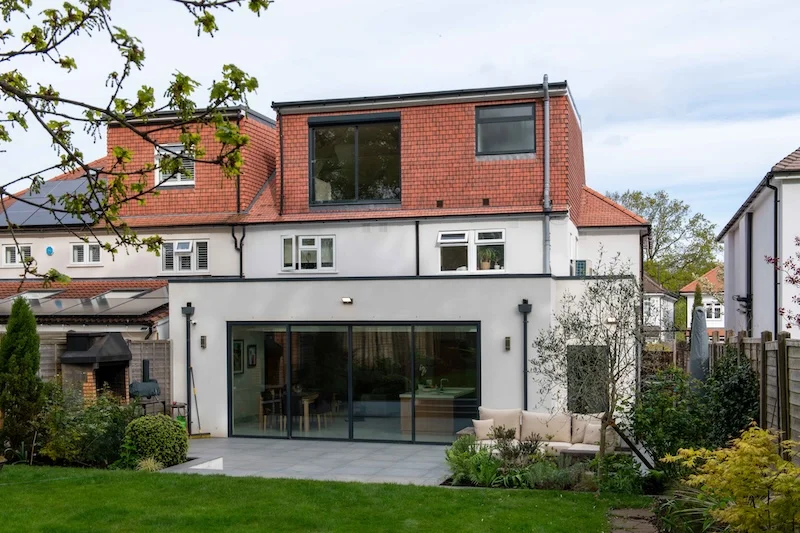 Which Flat Roof is Best? Comparing Cold and Warm Roof Systems